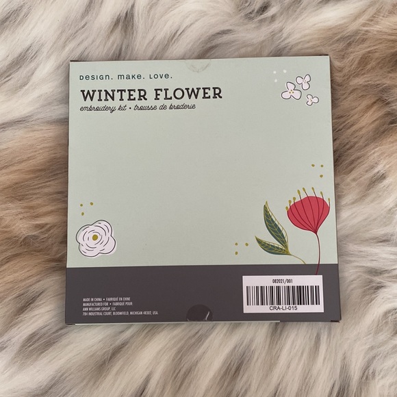 NIB Craft Crush Winter Flower embroidery kit - Picture 2 of 5